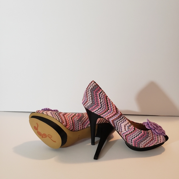 Spring and Summer Purple Flower High Heels - Picture 3 of 3